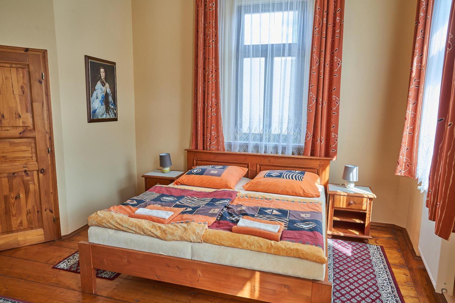 Pension Ulrika - Ubytovani Pod Hradem Loket Buitenkant foto