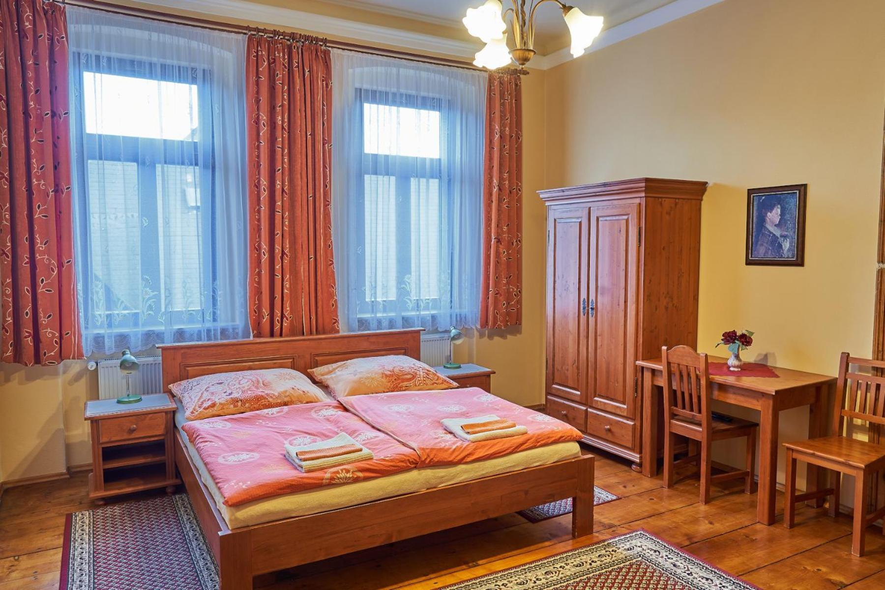 Pension Ulrika - Ubytovani Pod Hradem Loket Buitenkant foto